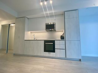 400 King St W #2812, Toronto, ON M5V 1K2