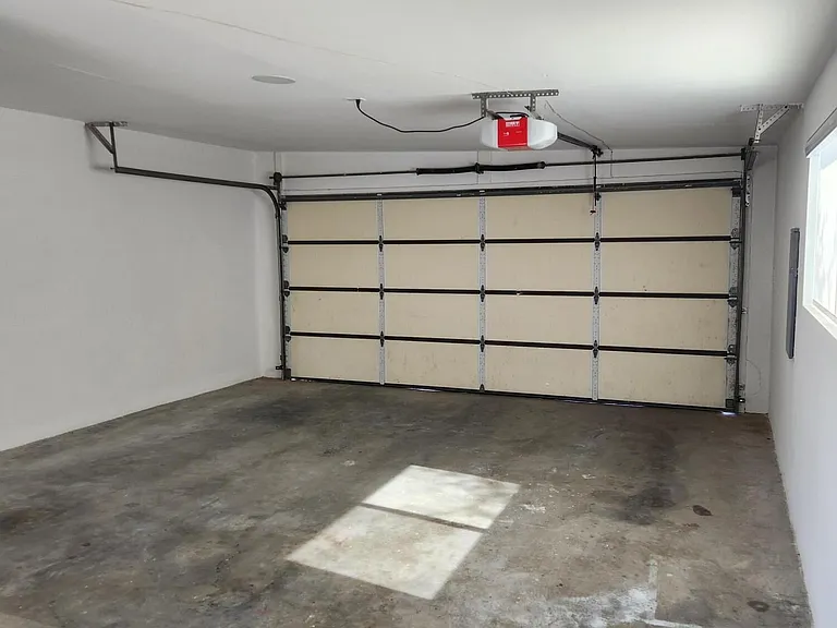 6728 Amposta Dr — Photo 21