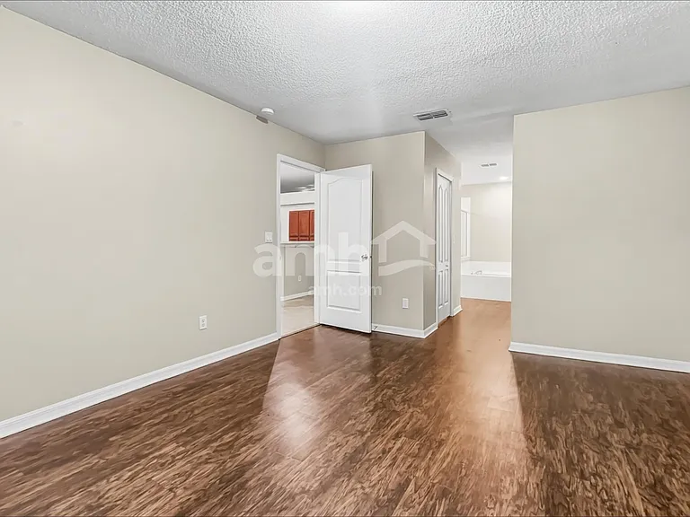 9640 Clinton Corners Dr — Photo 11