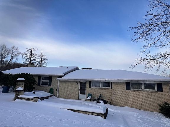 2nd image of 230 Ladysmith Rd