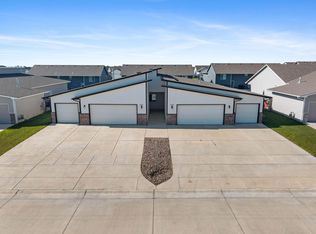 5287 N Toben Ct, Wichita, KS 67226