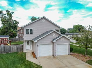 1 Gary Ct, Manteno, IL 60950