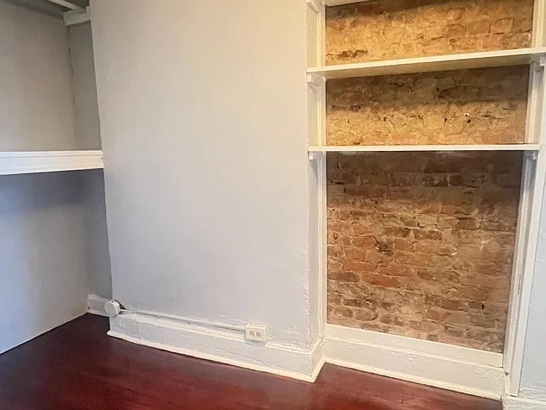 294 Washington Ave #2 — Photo 11