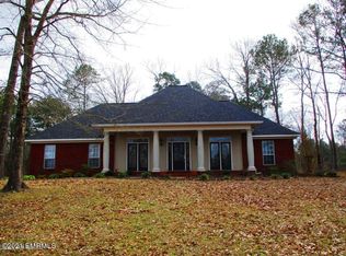 8518 Honeysuckle Dr, Collinsville, MS 39325