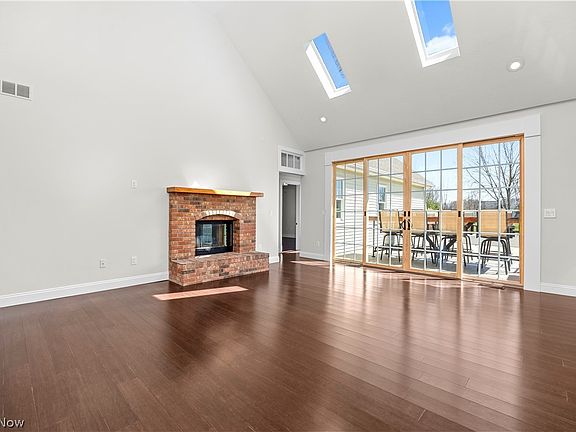 5th image of 12869 Diagonal Rd