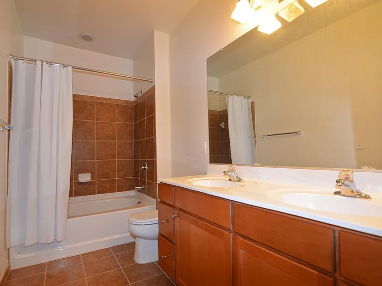 1391 Pennsylvania Ave SE #452 — Photo 12