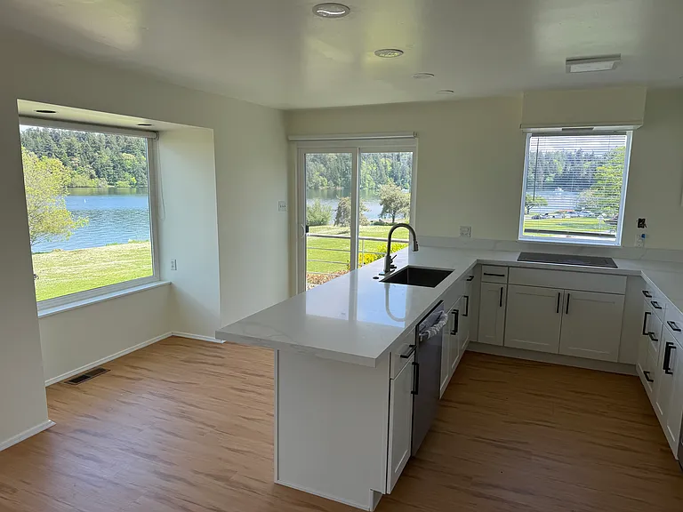 4901 Lake Washington Blvd S — Photo 9