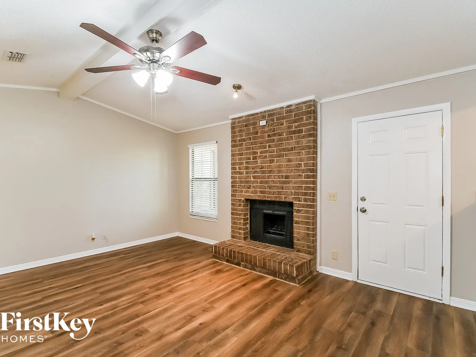 3 bed, 2.0 bath, 1713 sqft, $1,985 — Photo 4
