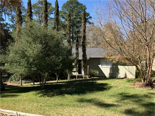 51 Happiness Holw, Coldspring, TX 77331