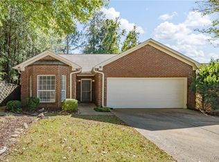 2001 Foxwood Ln, Tuscaloosa, AL 35406
