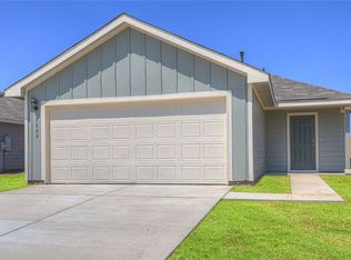 1009 Seedling Ln, Seguin, TX 78155