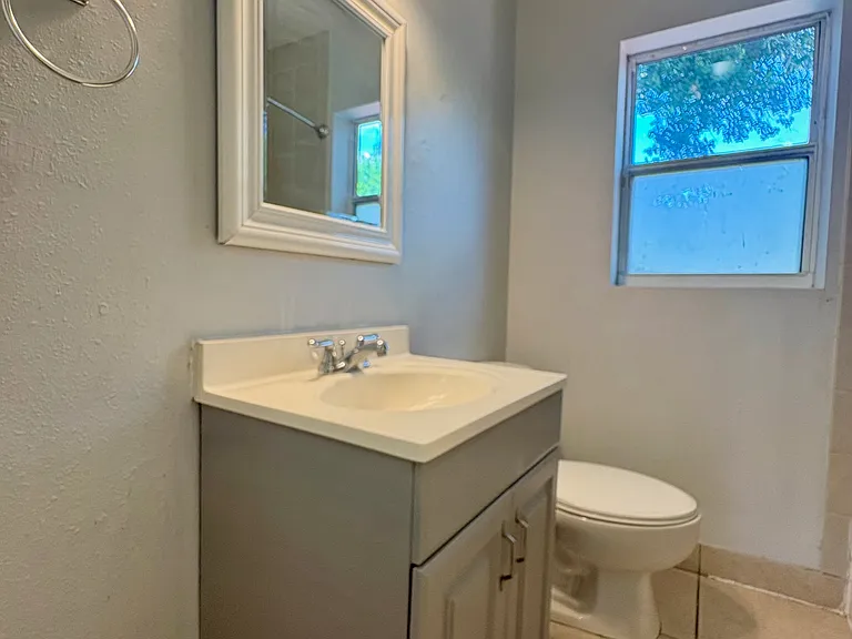 common bath vanity