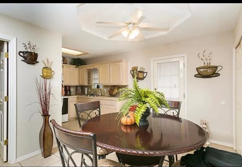 Building Photo - 1713 Tierra Dulce Dr #2