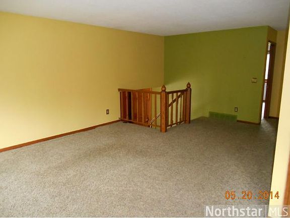 3rd image of 1960 169th Ave NE