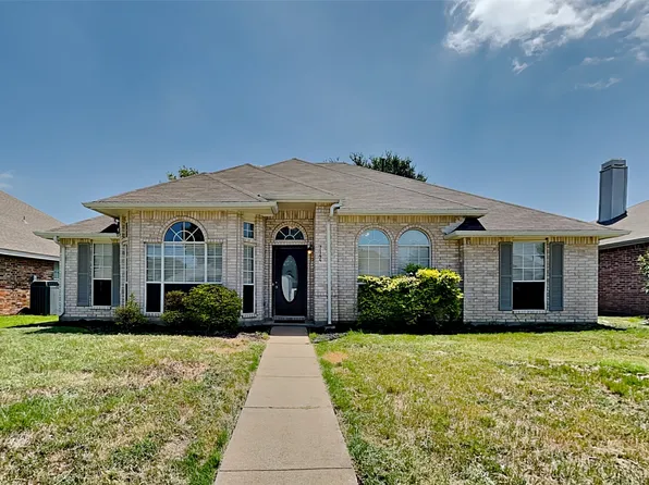 7144 Fox Dr, The Colony, TX 75056