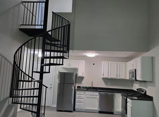 680 Boston Post Rd APT 31, Milford, CT 06460