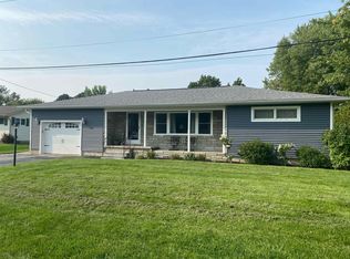 2833 Security Ln, Bay City, MI
