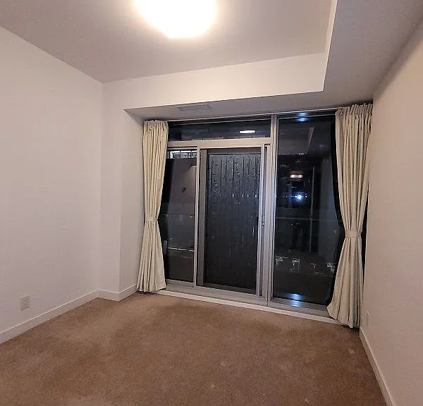 14 York St #3408 — Photo 10