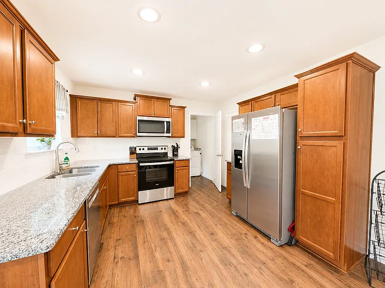 21 Virginia Commons Dr — Photo 8