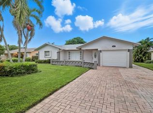 9407 NW 70th Pl, Tamarac, FL 33321