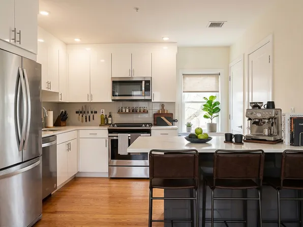 15 Kelley Ct #4, Brighton, MA 02135