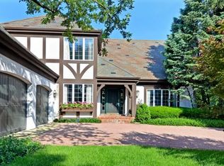 1501 Burr Ridge Club Dr, Burr Ridge, IL 60527