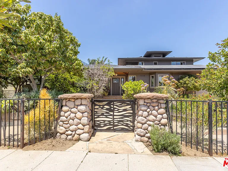 11835 S South Park Ave — Photo 4