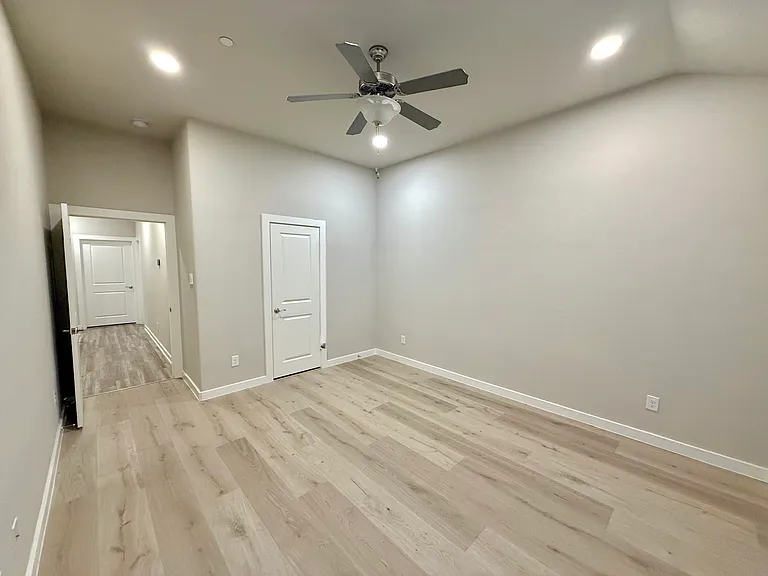 1321 Pebblebrook Ln — Photo 19