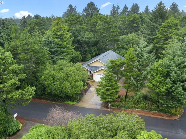 4807 Oceana Dr, Florence, OR 97439
