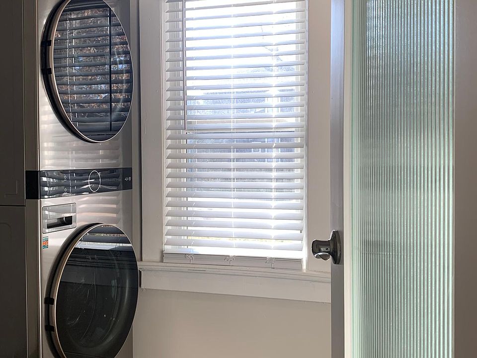 Private laundry room