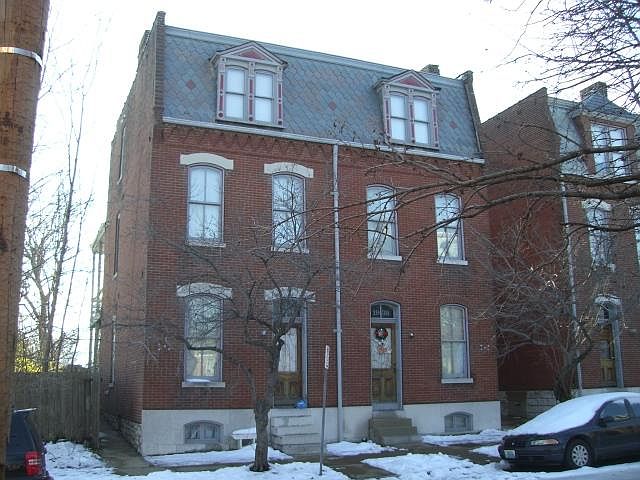 1st image of 1950 Benton St