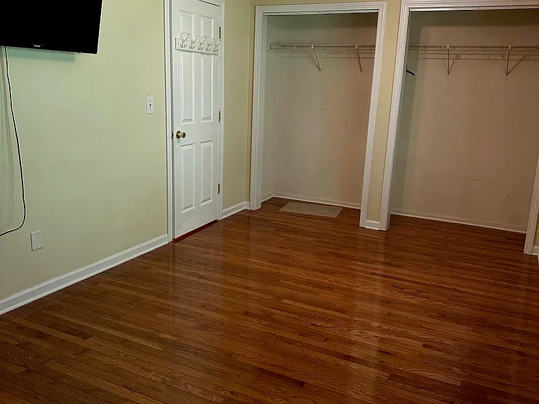 140 Thompson St #16A — Photo 10