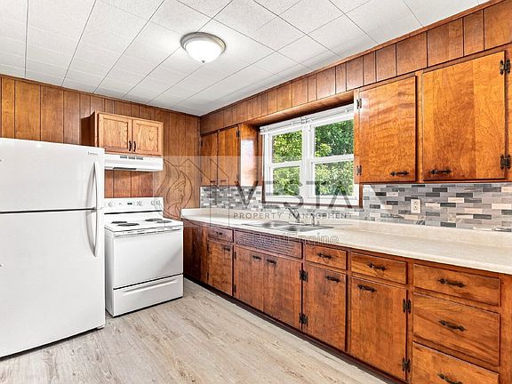 4th image of 193 Old Howell Mill Rd #2