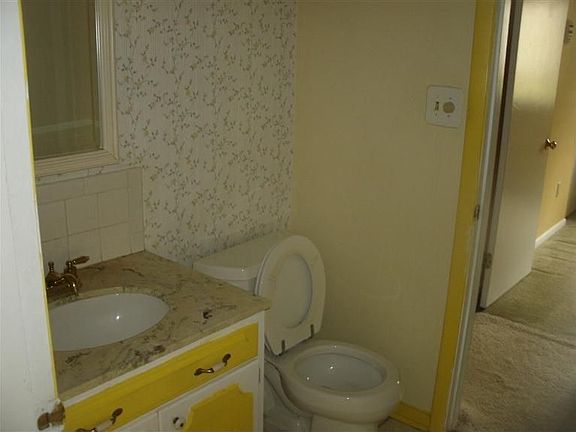 4th image of 6224 Cheri Lynne Dr