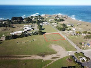 250 W Ocean View Dr, FORT BRAGG, CA 95437