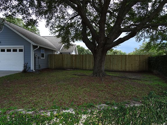 3rd image of 701 Herlong Ct