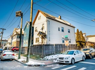 134 4th St #2, Elizabeth, NJ 07206