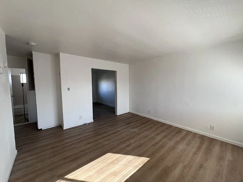 2 bed, 1.0 bath, 800 sqft, $1,395 — Photo 3