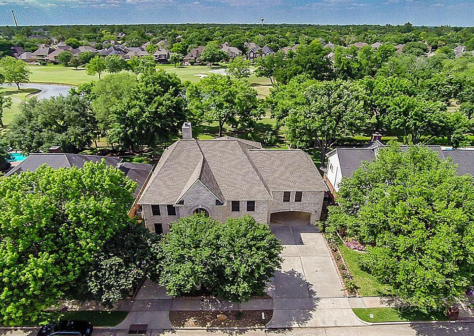 1st image of 1826 Plantation Dr