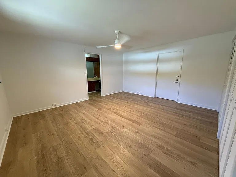 35 Country Club Rd — Photo 13