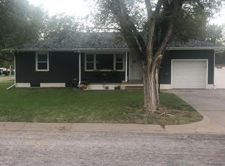 710 W Hamilton St, Claflin, KS 67525