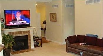 2nd image of 1761 Courtney Ave