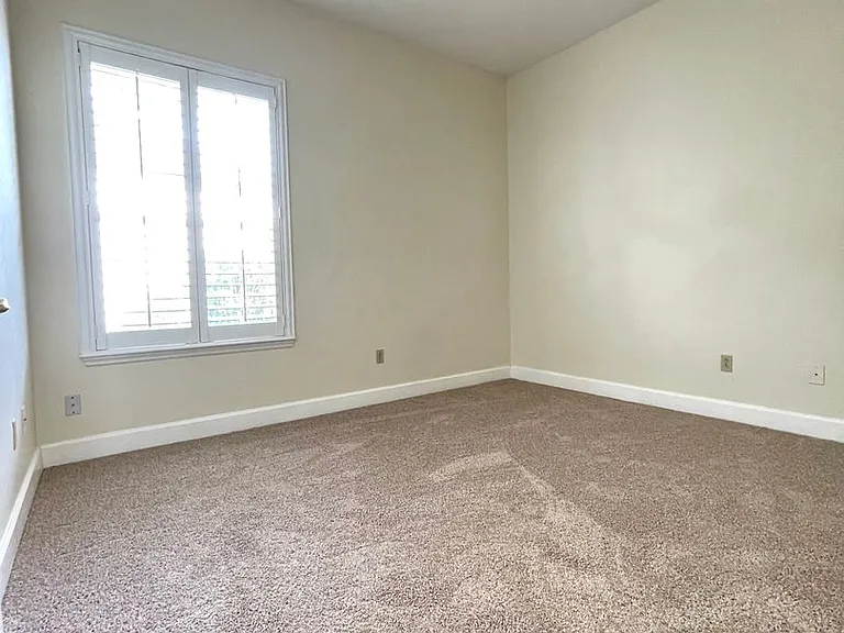 1349 Whitney Isles Dr — Photo 22