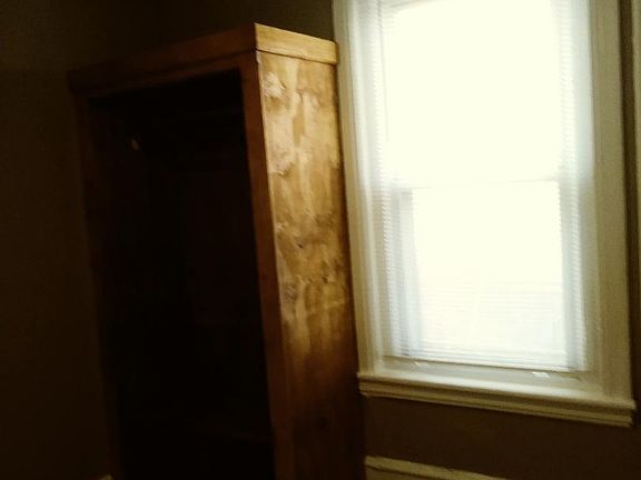 5th image of 1215 S 28th St #1