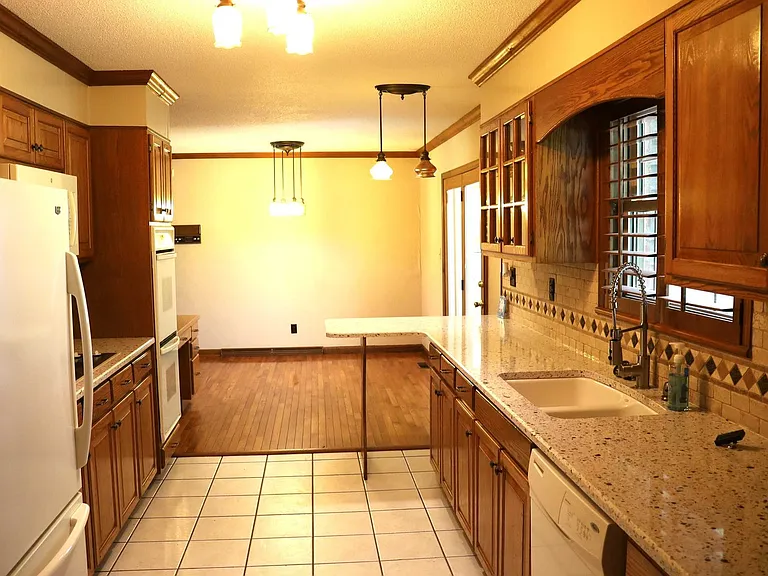 148 Mount Carmel Rd — Photo 8