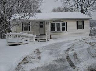 316 S Main St, Hardwick, VT 05843