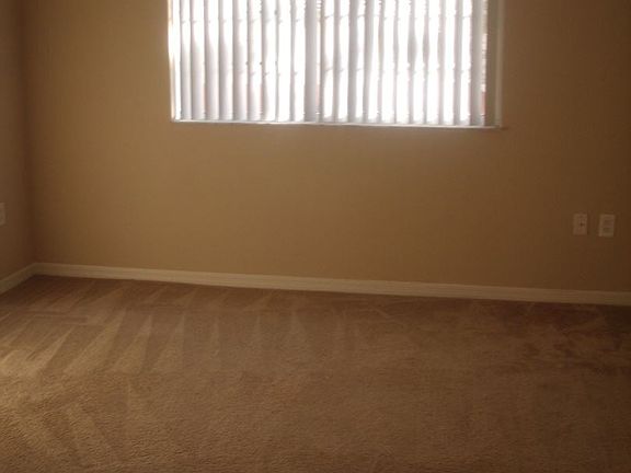 5th image of 4175 N Haverhill Rd APT 915