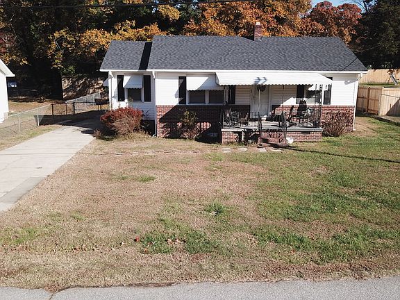 3rd image of 12 Rose Garden St
