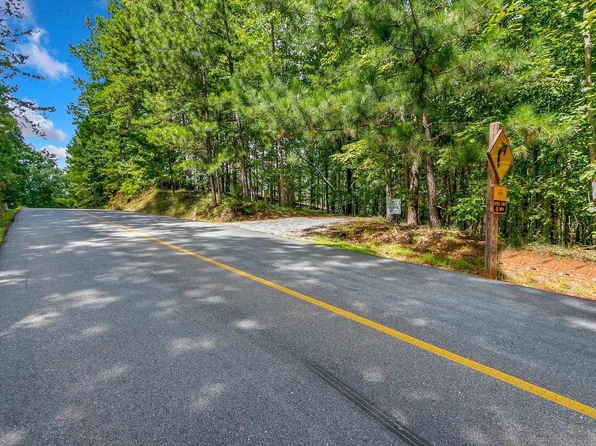 521 S Point Blvd, Sunset, SC 29685