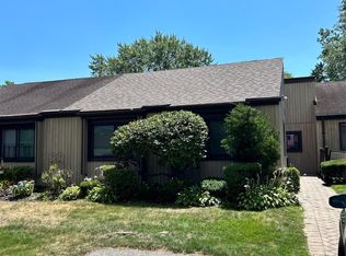 170 Strathmore Gate Dr, Stony Brook, NY 11790